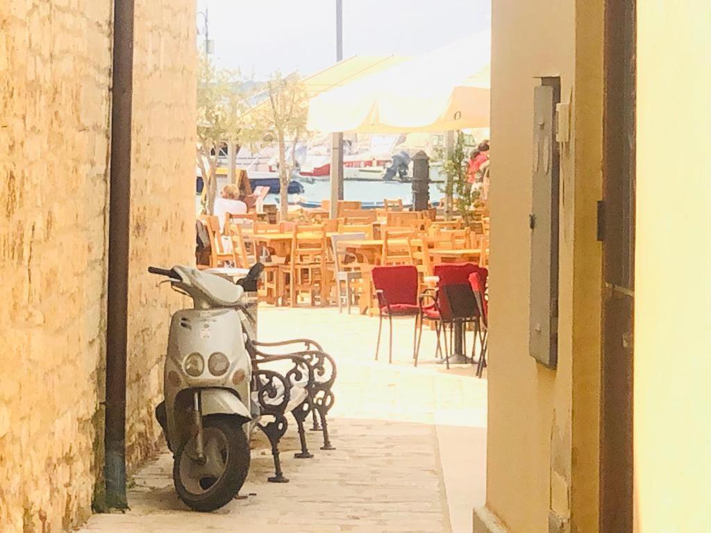 Istrian Stone House In The Heart Of The Beautiful Fishing Village Fazana - Only Few Steps From The Sea And The Wonderful Beach - Incl Plasma-Quad-Plus-Filter Against C O V I D Екстер'єр фото