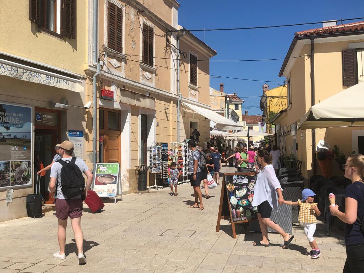 Istrian Stone House In The Heart Of The Beautiful Fishing Village Fazana - Only Few Steps From The Sea And The Wonderful Beach - Incl Plasma-Quad-Plus-Filter Against C O V I D Екстер'єр фото